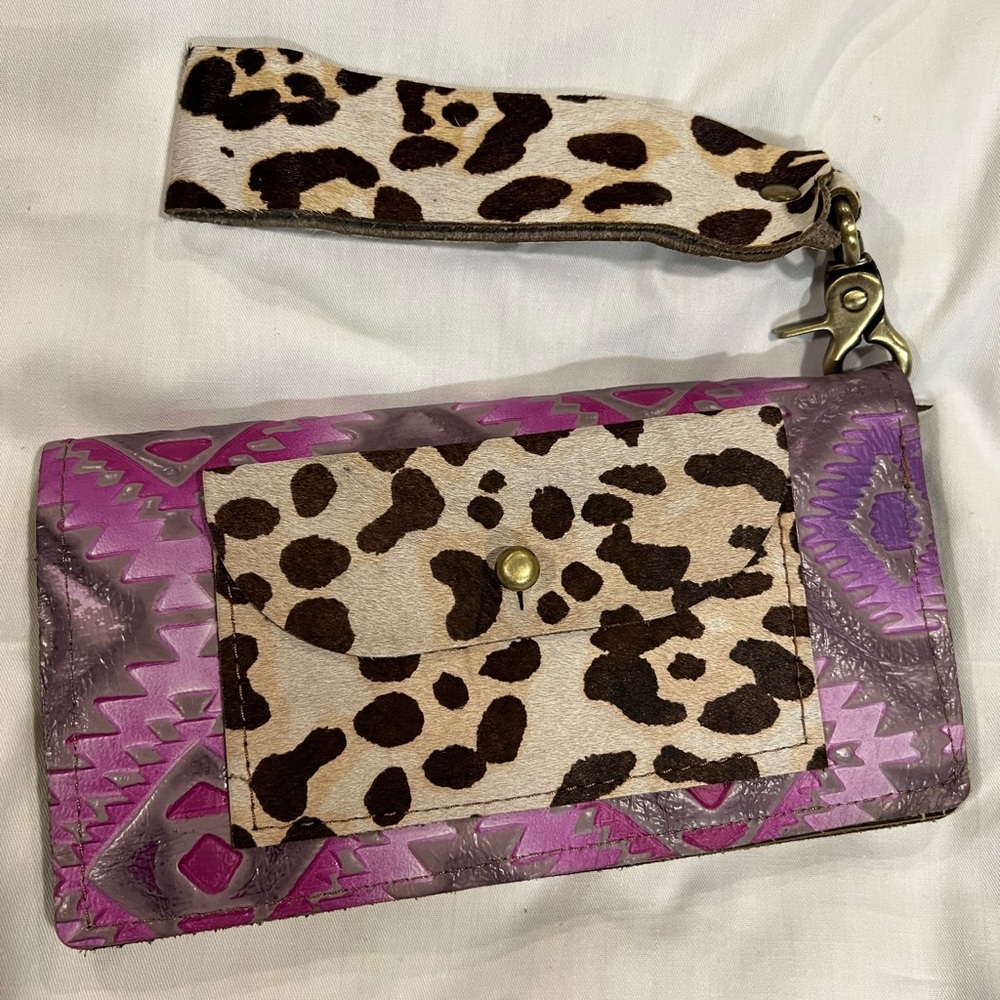 New Keep it Gypsy Wallet Purple Aztec - Picture 2 of 6